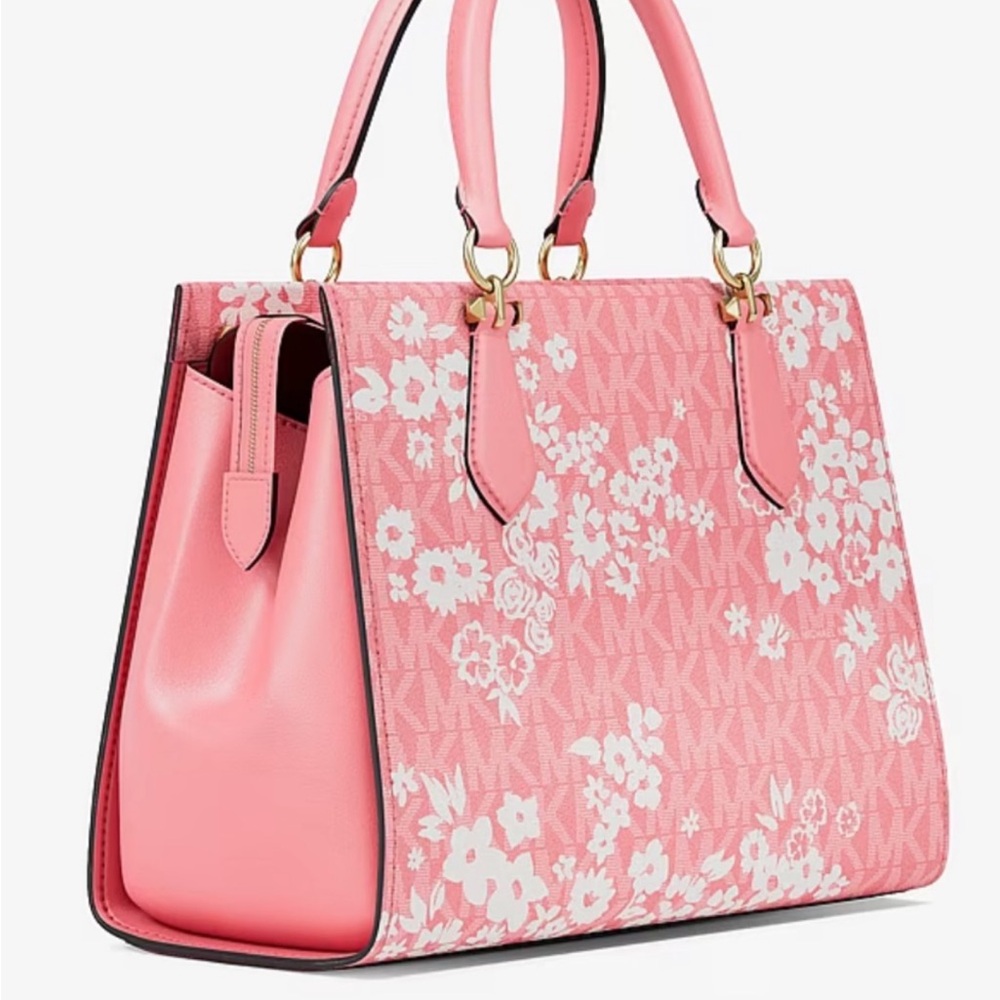 MICHAEL KORS Marilyn Medium Printed Signature Logo Satchel Crossbody
Carnation - Picture 3 of 8